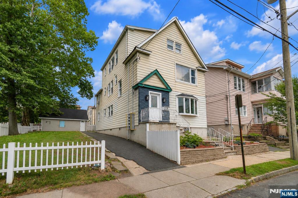 75 Mount Prospect Avenue - Photo 1