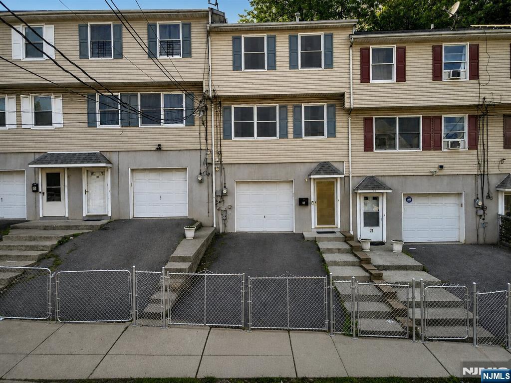 69 4th Street - Photo 1