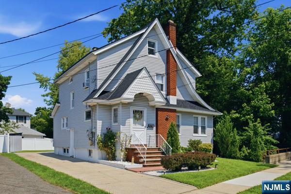 38 Shadyside Avenue - Photo 1