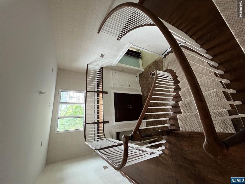 839 Hennigar Place - Photo 4