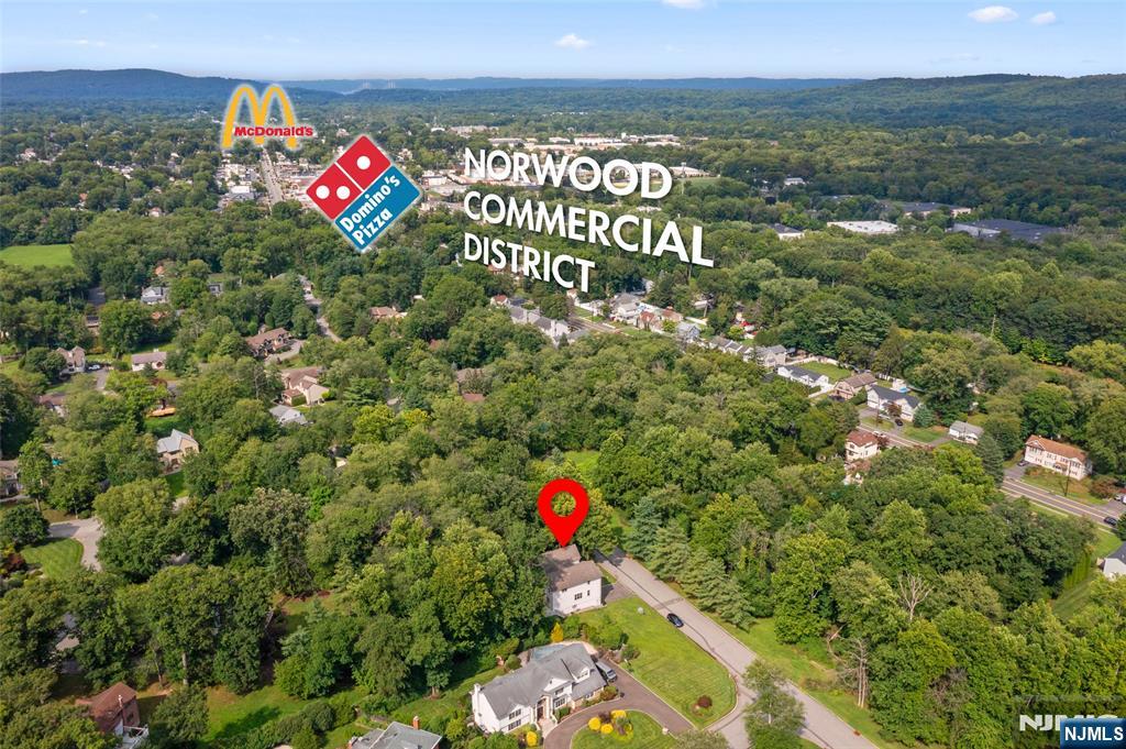 190 Mckenna Dr, Norwood, NJ 07648