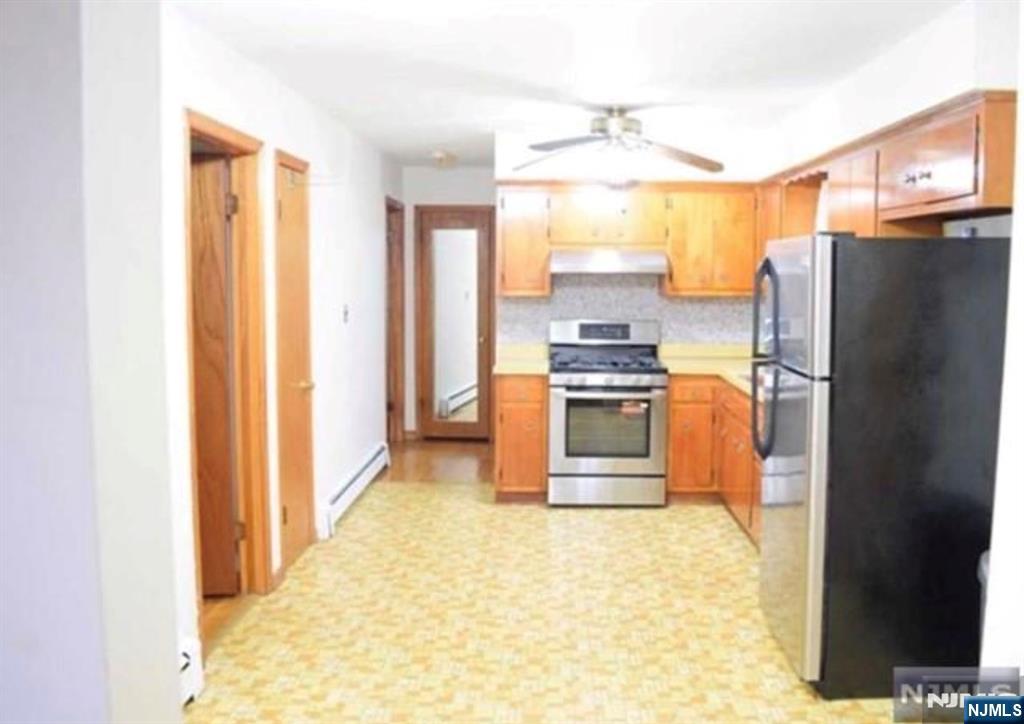 397 Hickory Street - Photo 2