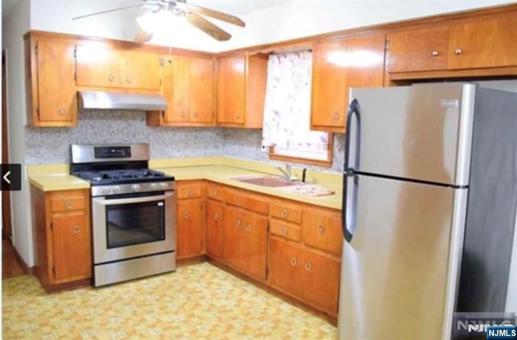 397 Hickory Street - Photo 3
