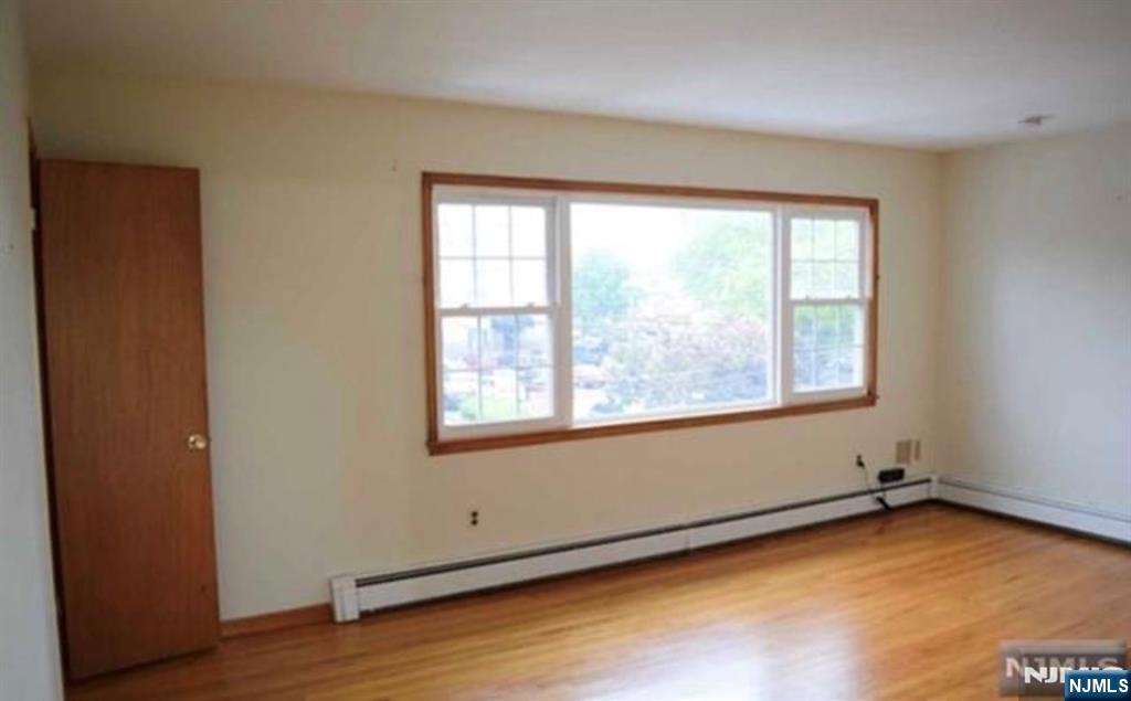 397 Hickory Street - Photo 5