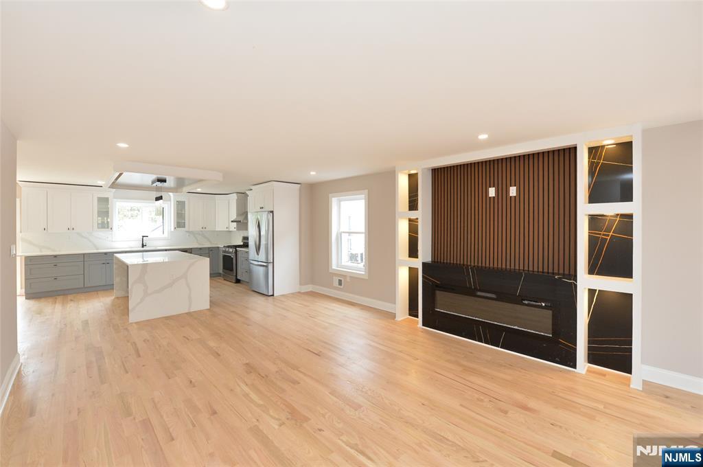 49 Center Street - Photo 5