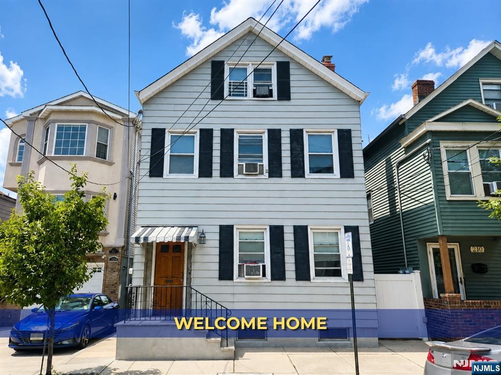 208 John Street 2 - Photo 1