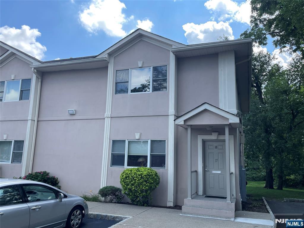 485 Saddle River Road 18 - Photo 1