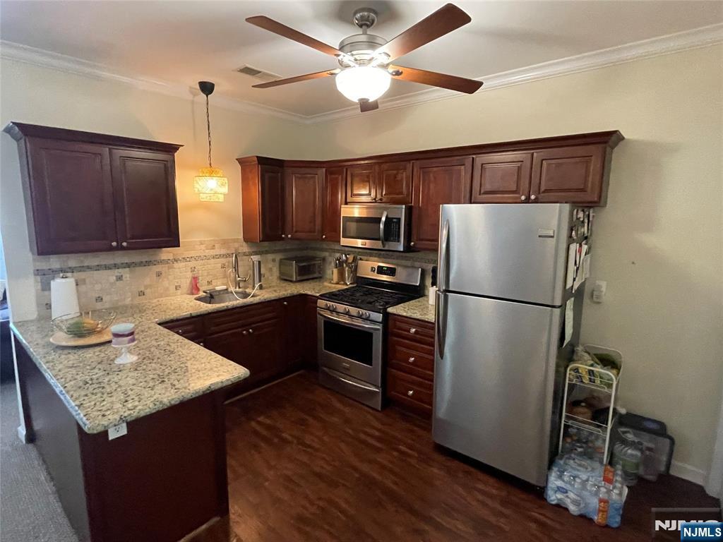 485 Saddle River Road 18 - Photo 4