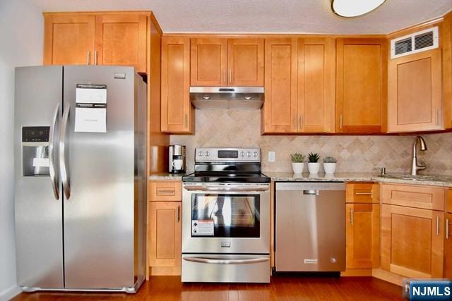 233 12th Street 2A - Photo 2