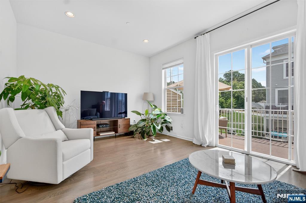 283 Bradley Drive - Photo 5