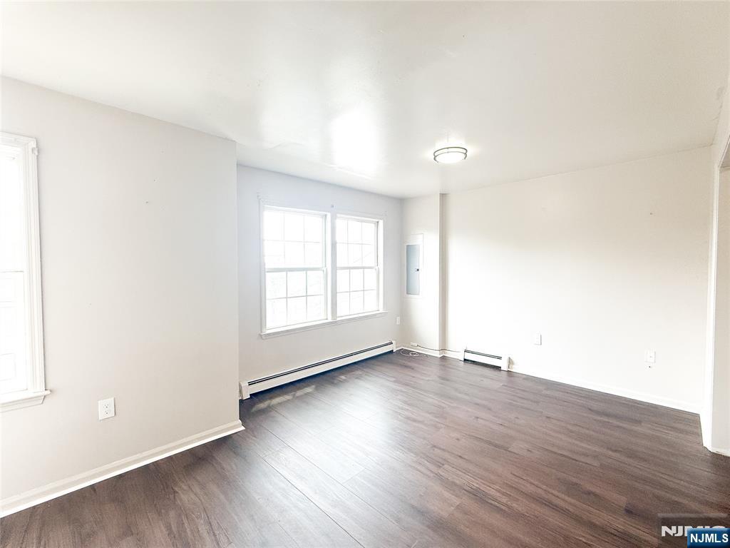 9 3rd Street 7 - Photo 2
