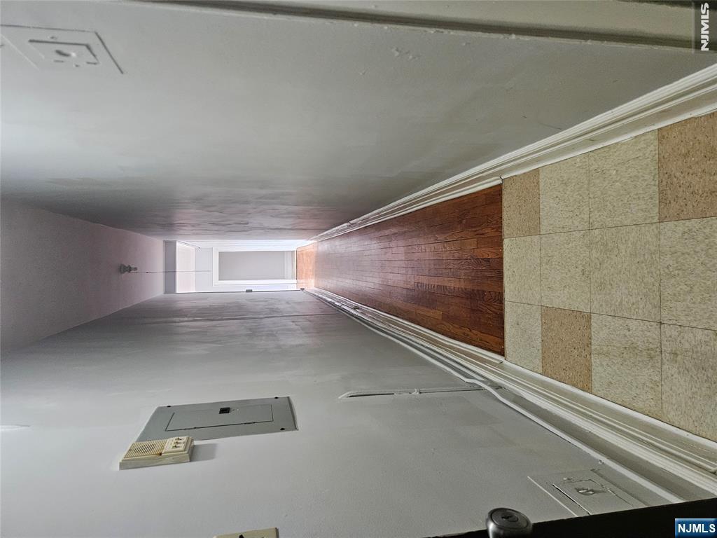 194 Davis Avenue 54 - Photo 1
