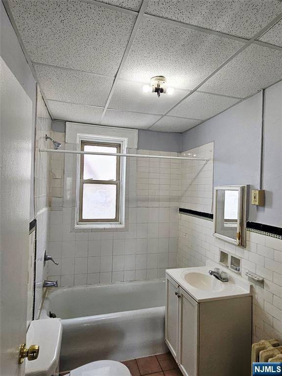 194 Davis Avenue 54 - Photo 2