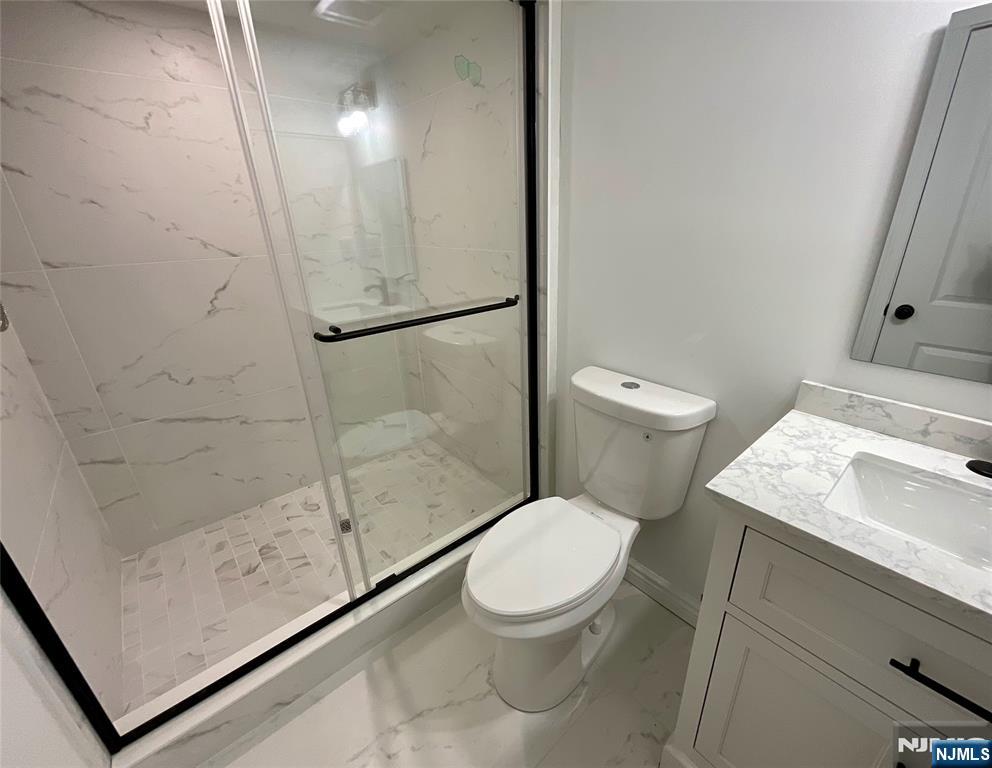 340 Watson Ave, Lyndhurst, NJ 07071