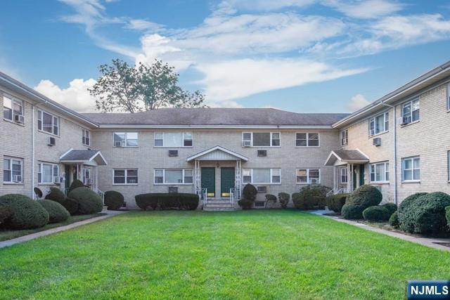 20 Halsey Avenue 18 - Photo 1
