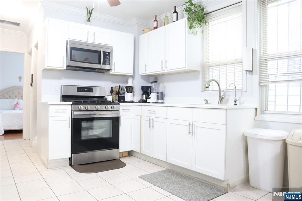 302 10th Street - Photo 4