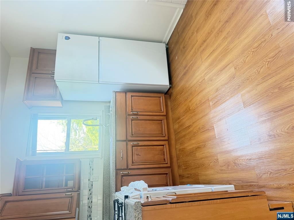 296 Berkeley Avenue - Photo 4