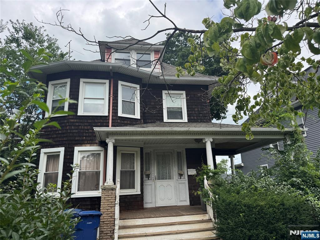 116 Clinton Place - Photo 1