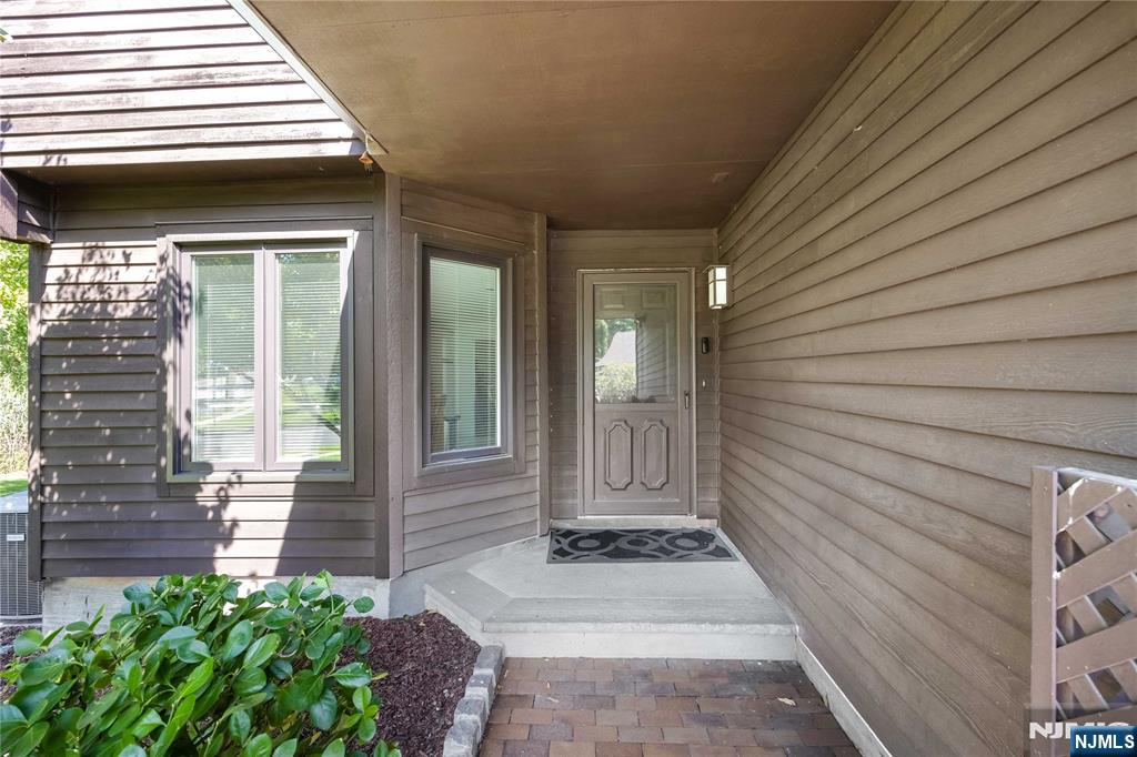 370 French Court - Photo 3