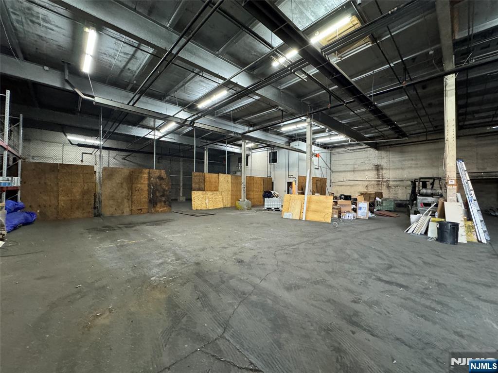 163 Shaw Avenue - Photo 3