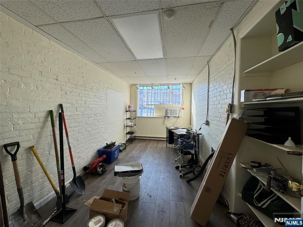 163 Shaw Avenue - Photo 5