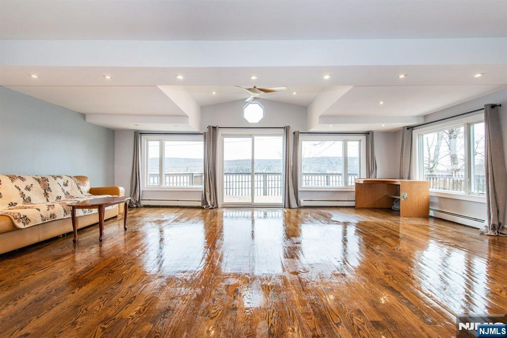 677 Warwick Turnpike - Photo 5