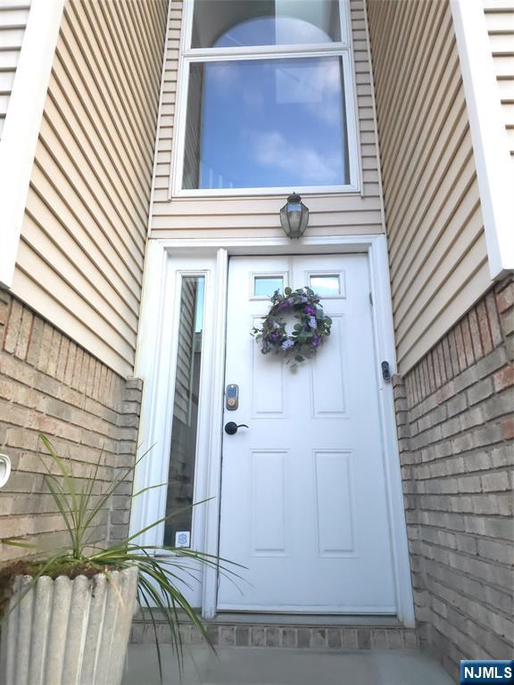 150 English Street - Photo 3