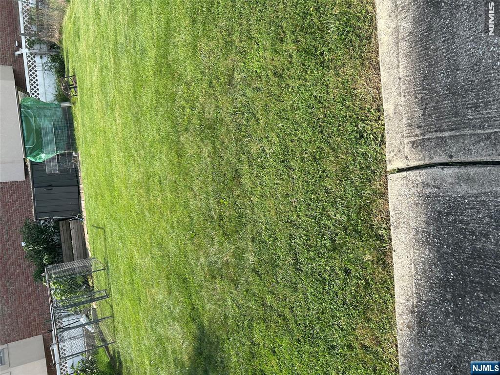 447 Highland Avenue - Photo 2