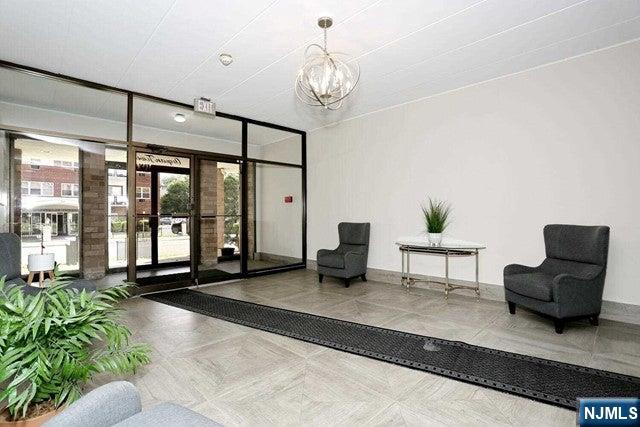 25 Jefferson Street 6D - Photo 2