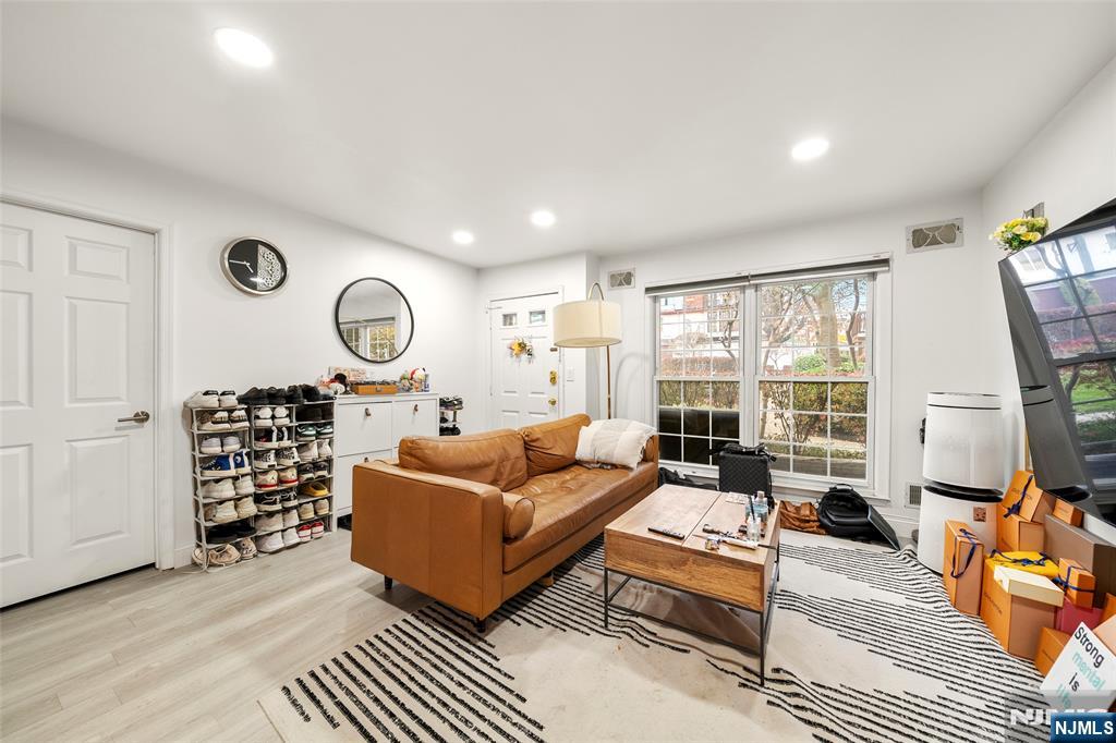 1420 Westgate Drive 8109 - Photo 5