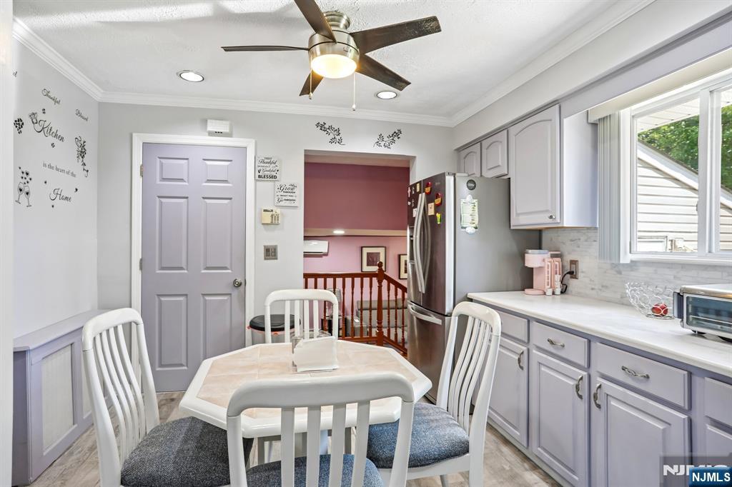 10 Independence Drive - Photo 5