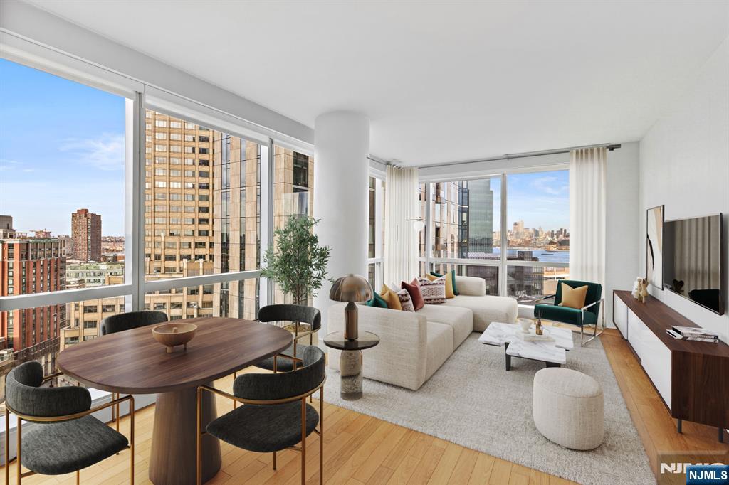 77 Hudson Street 2303 - Photo 2