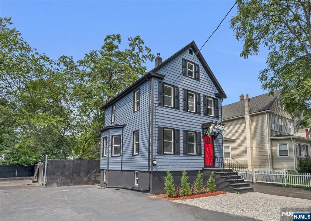 9 Byrne Street - Photo 2