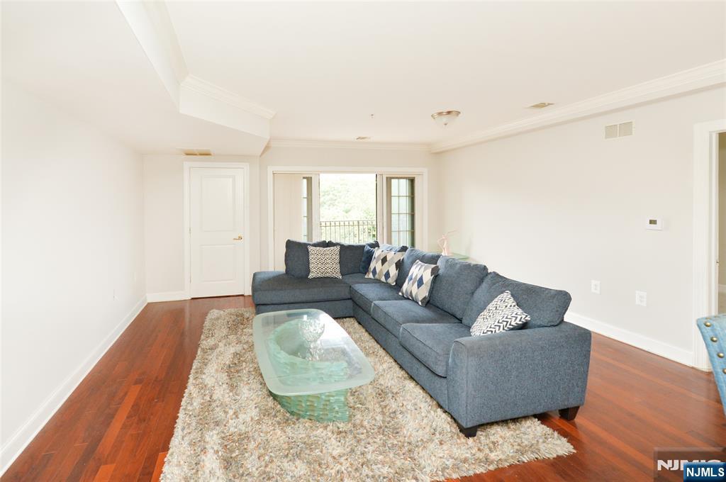 54 Polifly Road 409 - Photo 5