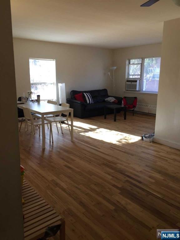 280-320 Oak Street 312C - Photo 5