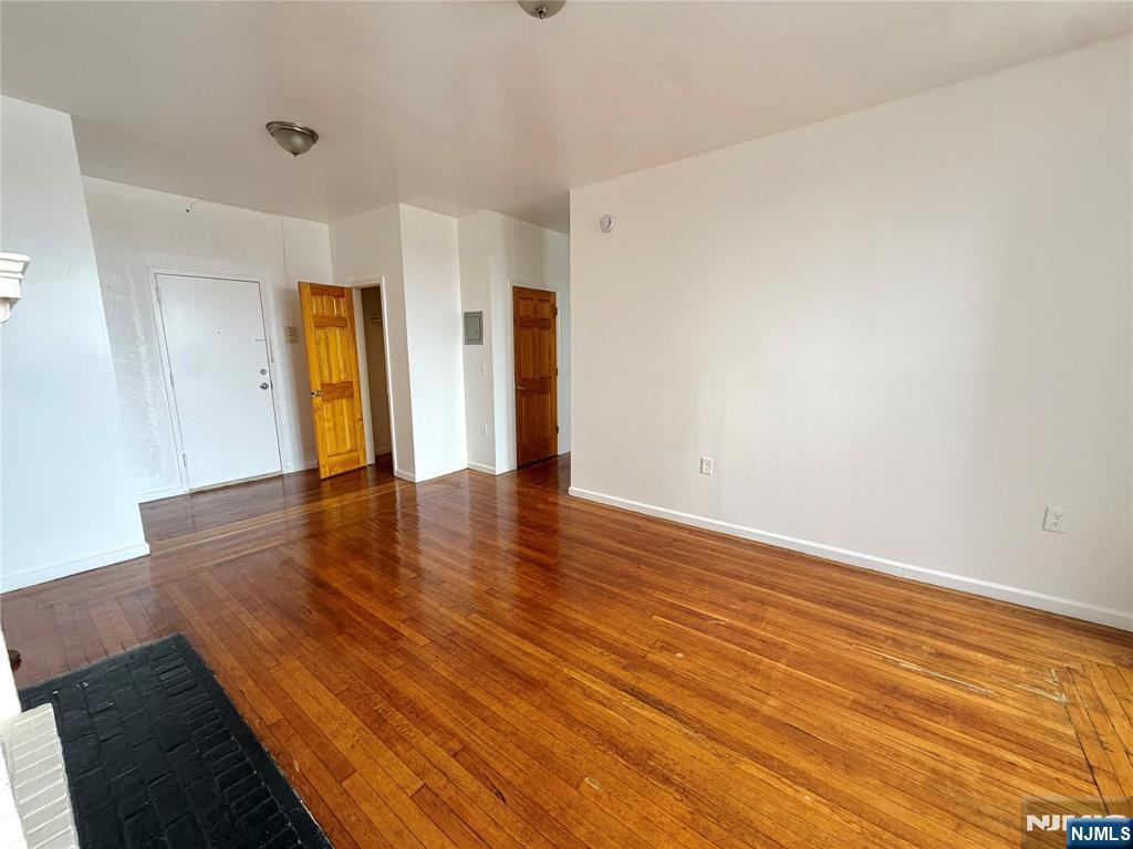 94 Munn Avenue 47 - Photo 2