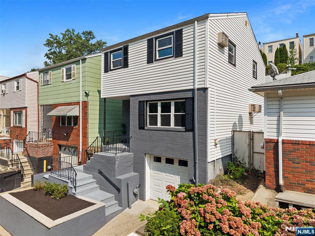 174 Terrace Avenue - Photo 1