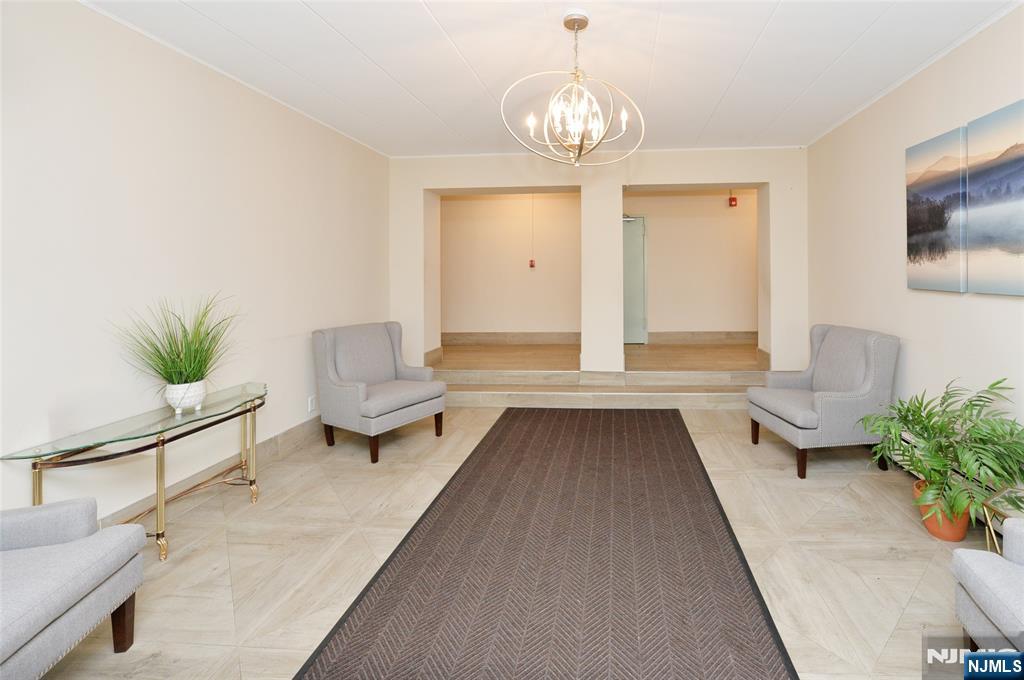 25 Jefferson St #3D, Hackensack, NJ 07601