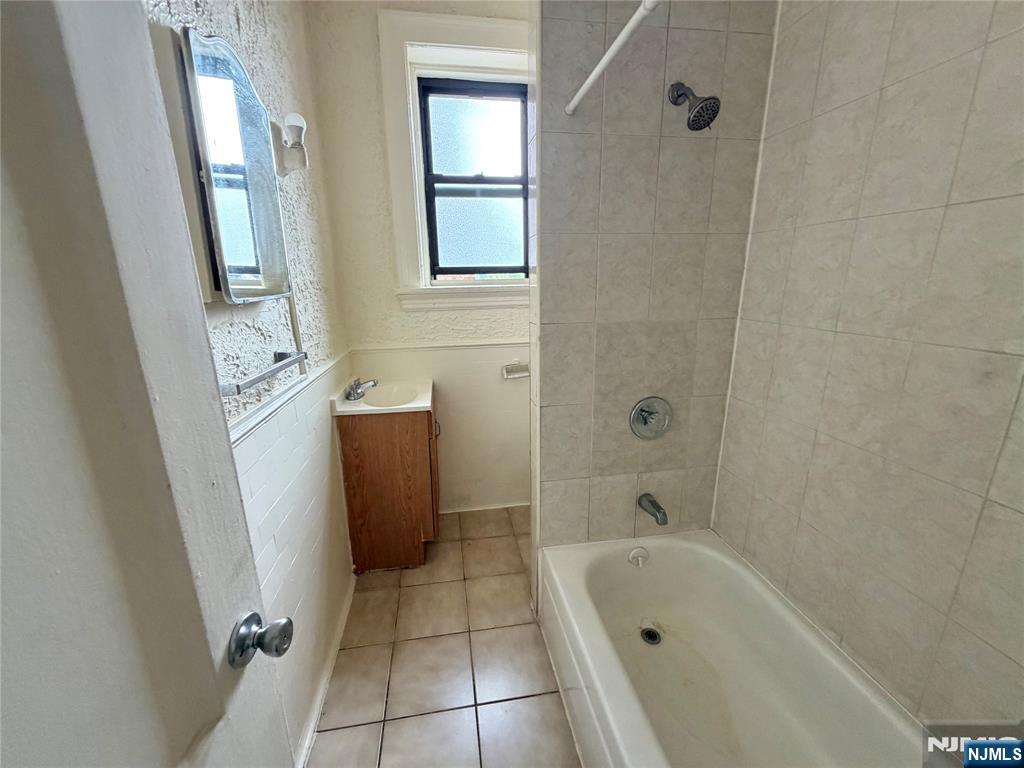 94 Munn Avenue 27 - Photo 3