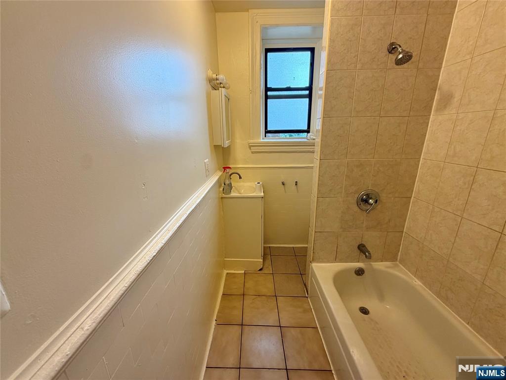 94 Munn Avenue 7 - Photo 5