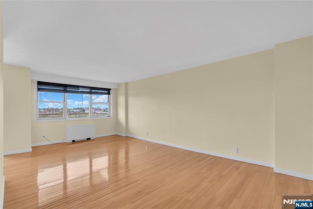 6600 Boulevard East 11E - Photo 5