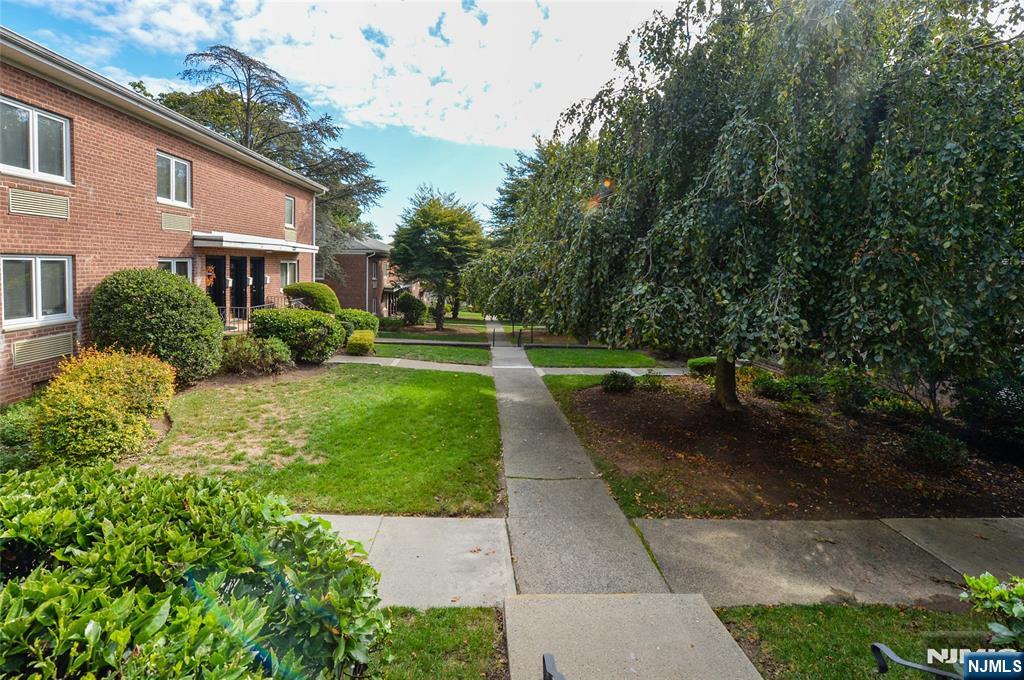 260 Oak Street A3 - Photo 3