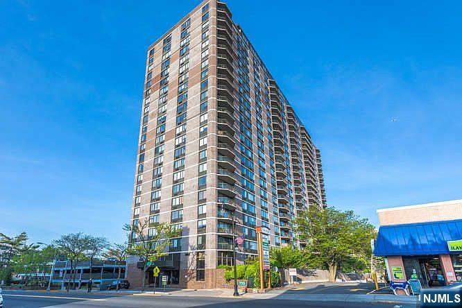 770 Anderson Avenue 23N - Photo 1