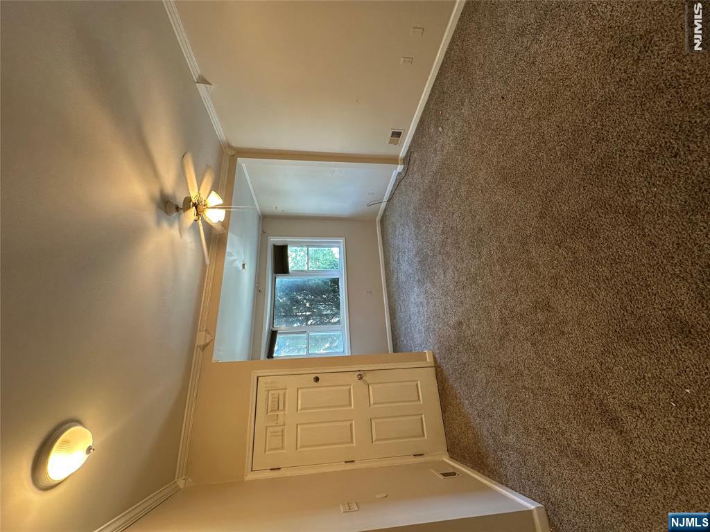 154 Maple Avenue - Photo 5