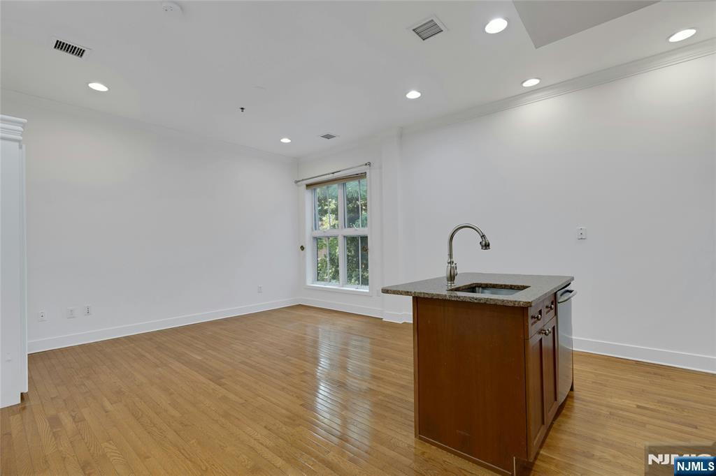 61 Grand Street 2F - Photo 4