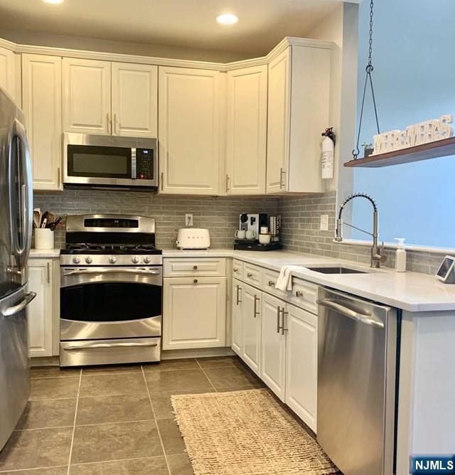 19 Ashley Court - Photo 5