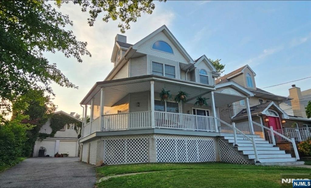 616 Hackensack Street - Photo 1