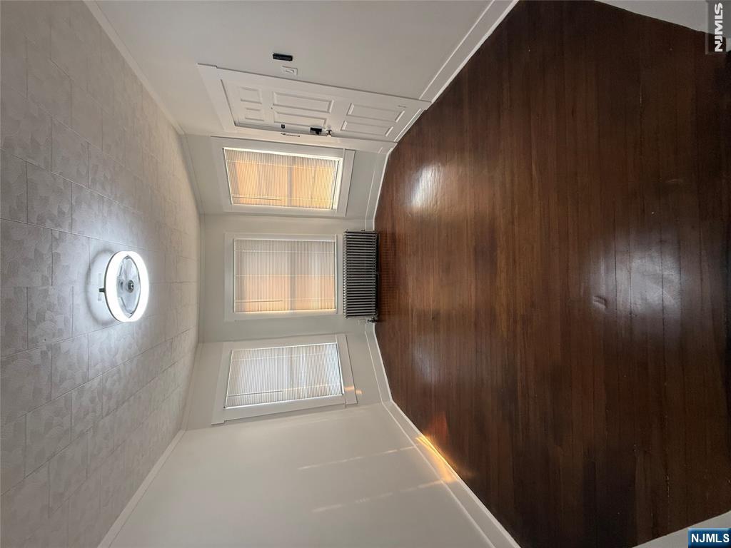 34 Fenner Avenue 1 - Photo 2