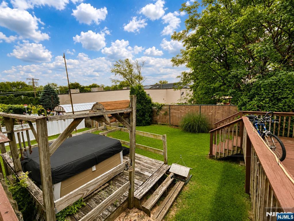 160 Dewey St, Garfield, NJ 07026