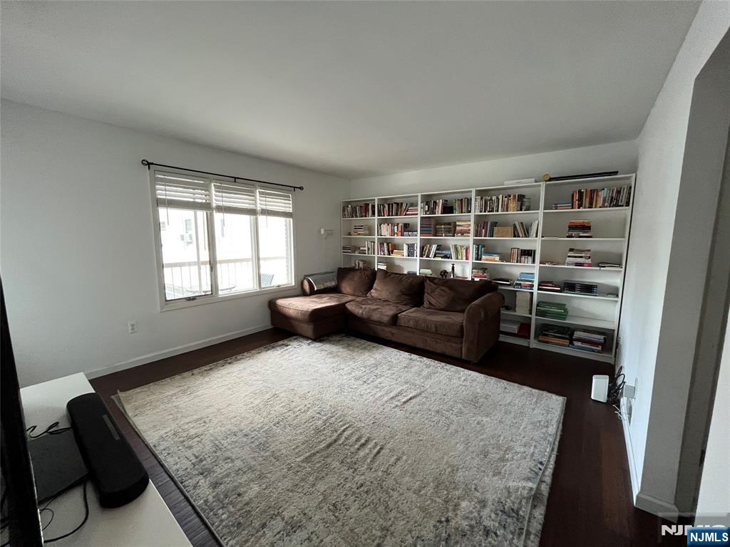 92 Mozart Street A - Photo 1